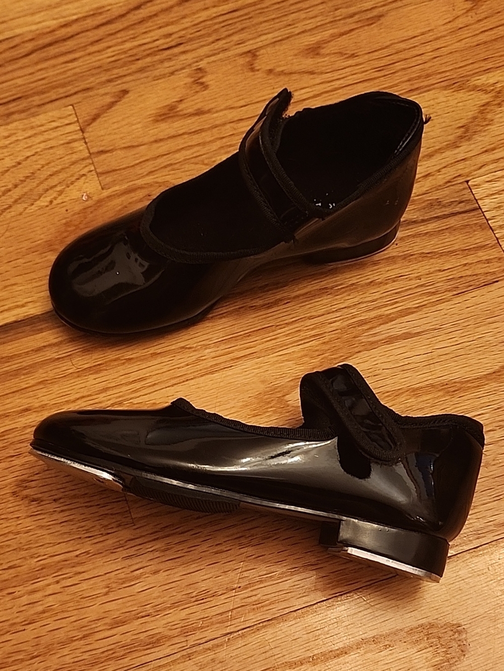 Capezio Girls Black Patent Mary Jane Tap Shoes Used Size Kids/Toddler 9.5W